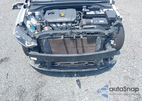 2017 Hyundai Elantra Se z USA, uszkodzony, nr VIN 5NPD84LF3HH065067